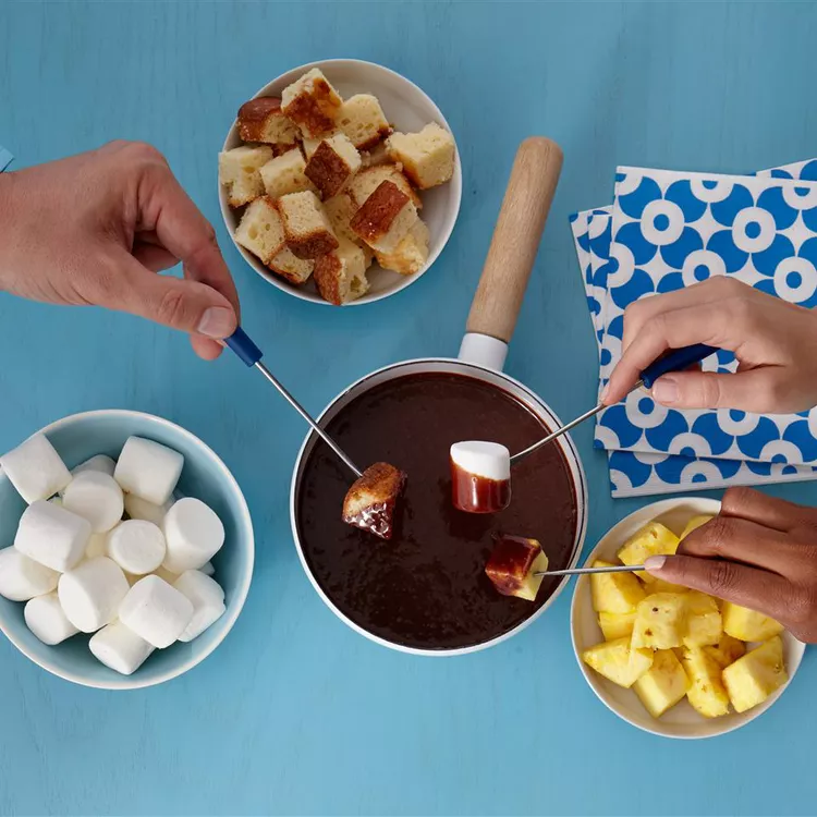 The Divine Chocolate Bar Fondue