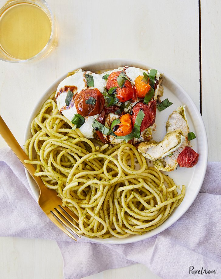 baked caprese chicken skillet recipe1